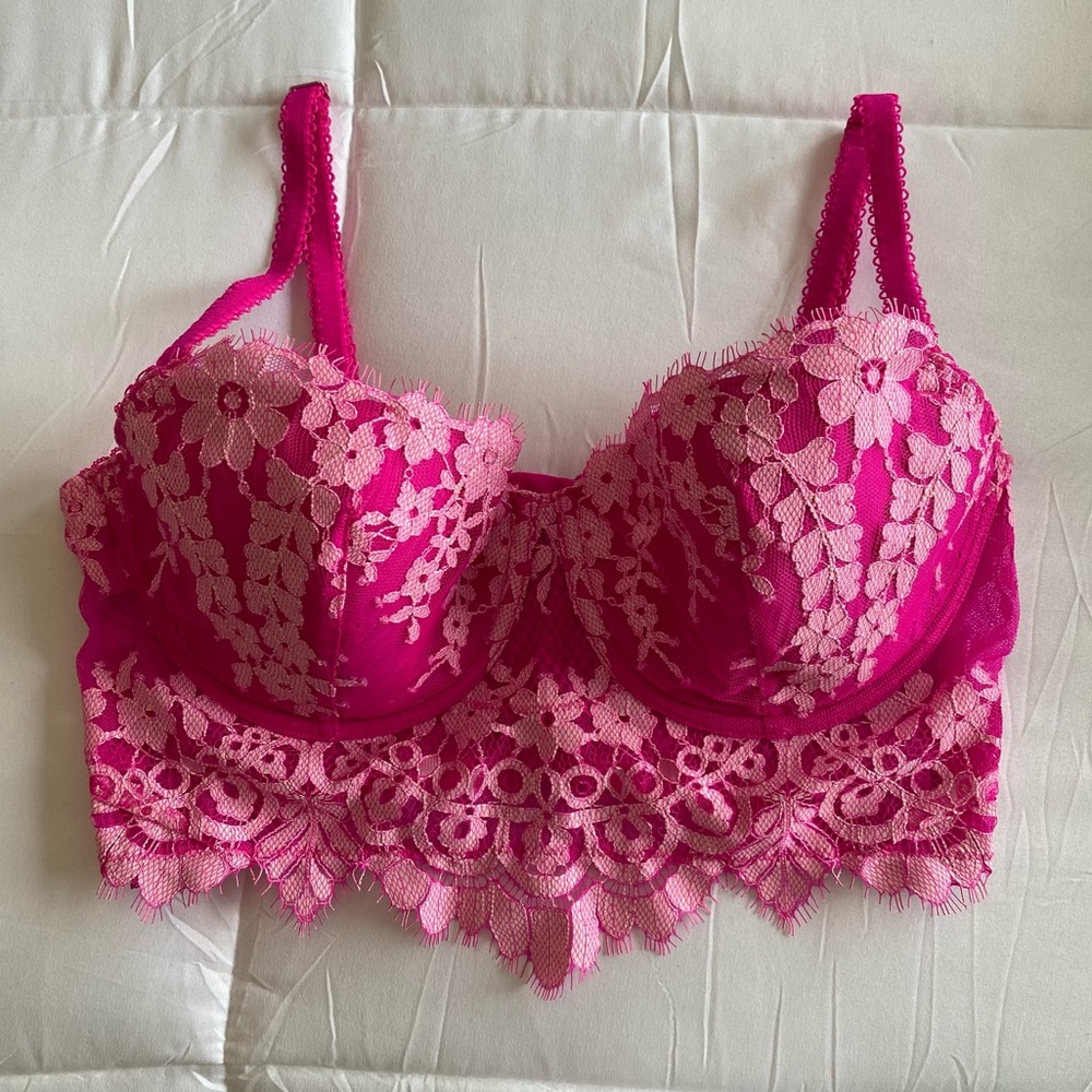 Victorias Secret Dream Angels lined Demi lace bra